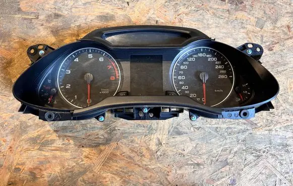 Audi A4 S4 B8 8K Speedometer (instrument cluster) 8K0920900B
