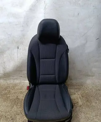Hyundai i30 Front driver seat 