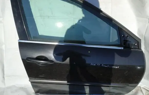 Renault Laguna III Front door juodos