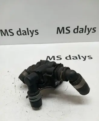 Mercedes-Benz E W211 Coolant heater control valve A2118320584 2118320584