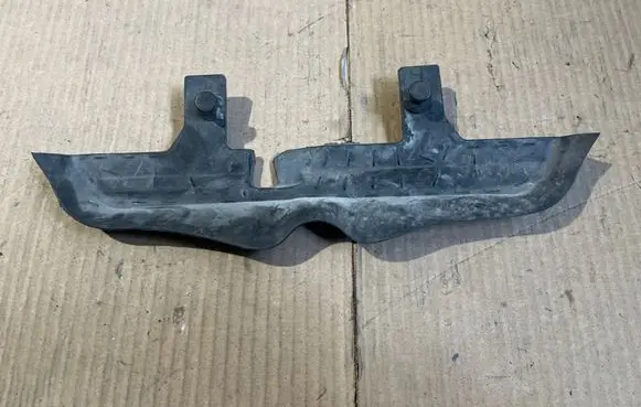 BMW 3 E92 E93 Engine compartment rubber 7177880 107020
