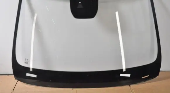MG HS Front windscreen/windshield window 