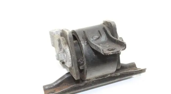 Mitsubishi Outlander Engine mount bracket MN184344
