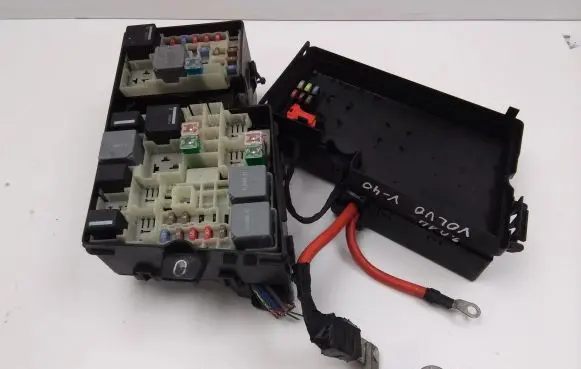 Fuse box set