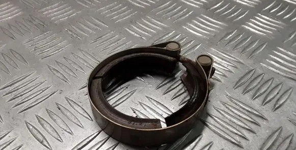 Volkswagen Golf Plus Muffler pipe connector clamp 1K0253725