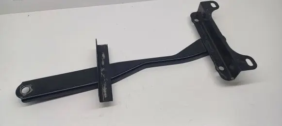 Toyota RAV 4 (XA30) Battery bracket 