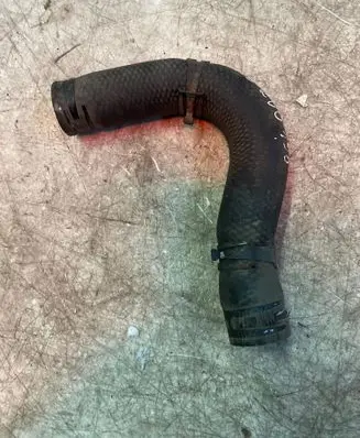 Mitsubishi L200 Engine coolant pipe/hose 