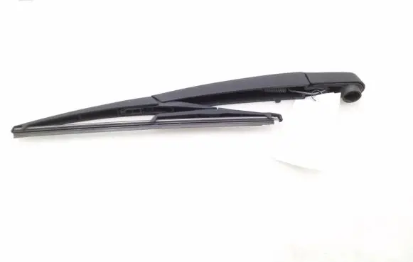 Nissan Qashqai Rear wiper blade arm