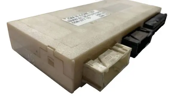 BMW 5 E39 Comfort/convenience module 8376643 60837710