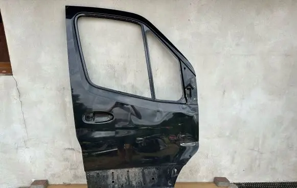 Mercedes-Benz Sprinter W907 W910 Front door A9107202300