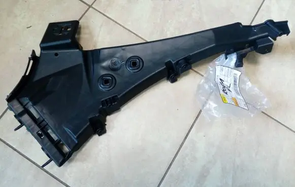 Audi Q7 4L Front bumper mounting bracket 4L0807283B NE20851