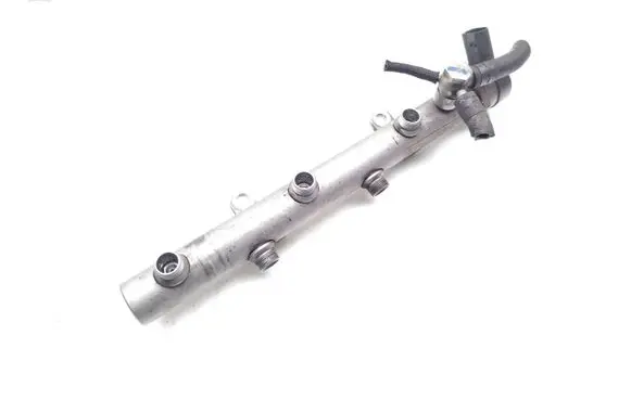 Volkswagen Touareg I Fuel main line pipe 059130090AG 057130764F
