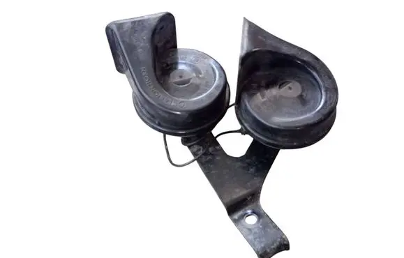 Peugeot 3008 I Horn signal 9657476680