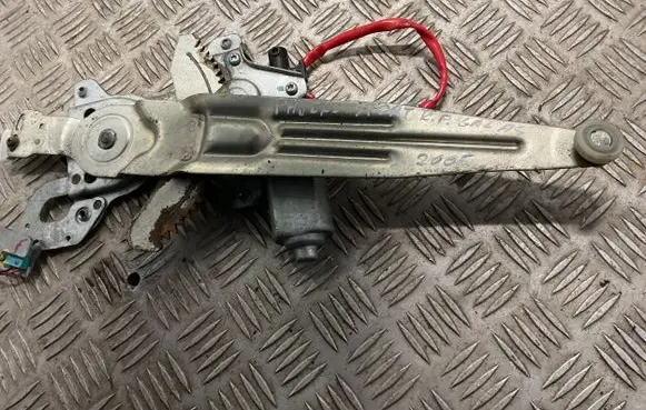 Mitsubishi Pajero Sport I Rear door window regulator motor