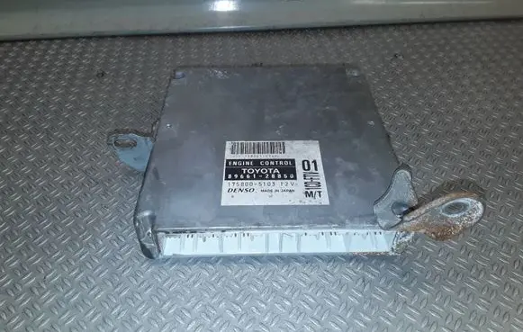 Toyota Previa (XR30, XR40) II Engine control unit/module 8966128850 1758005103