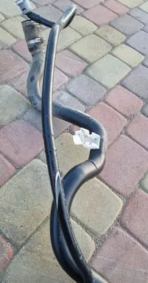 Fuel tank filler neck pipe