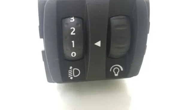 Renault Megane III Headlight level height control switch 251900567R 240188201R