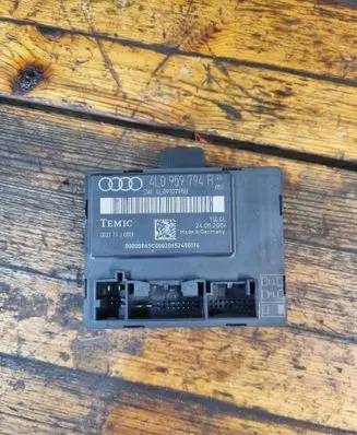 Audi Q7 4L Door control unit/module 4L0959794B