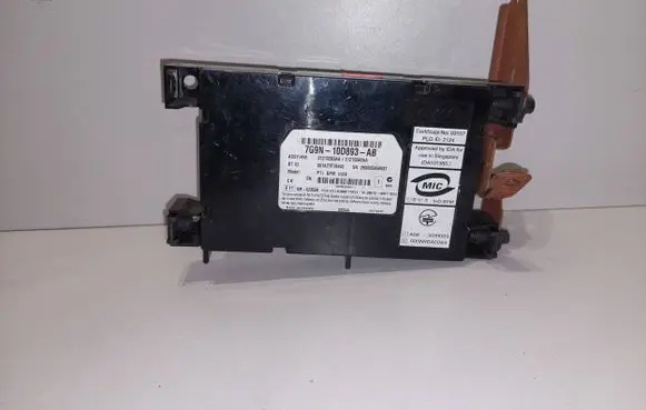 Volvo V70 Bluetooth control unit module 31215592AA 31210293AA 7G9N10D893AB