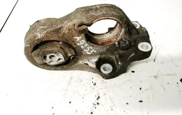 Citroen Berlingo Engine mount bracket 9644772380