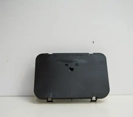 Quarter panel pressure vent