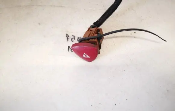 Peugeot 807 Hazard light switch 1488924077