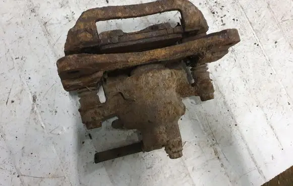 Subaru Legacy Rear brake caliper NOCODE