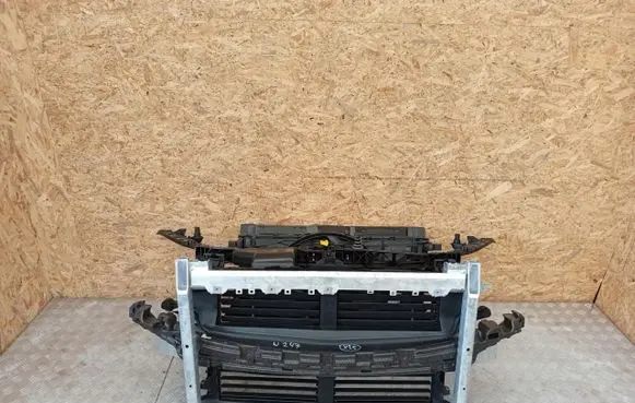 Mercedes-Benz GLA H247 Radiator support slam panel
