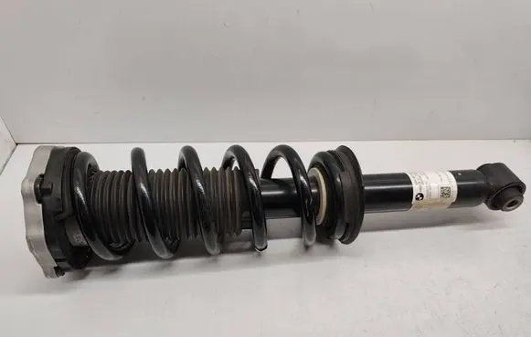 BMW X3 G01 Rear shock absorber with coil spring 6871805 33506871805 6884926