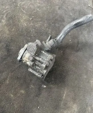 Audi A6 S6 C5 4B Power steering pump