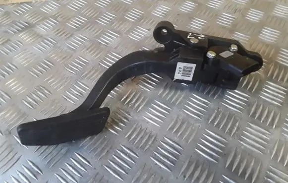 Hyundai i10 Accelerator throttle pedal 351904A500