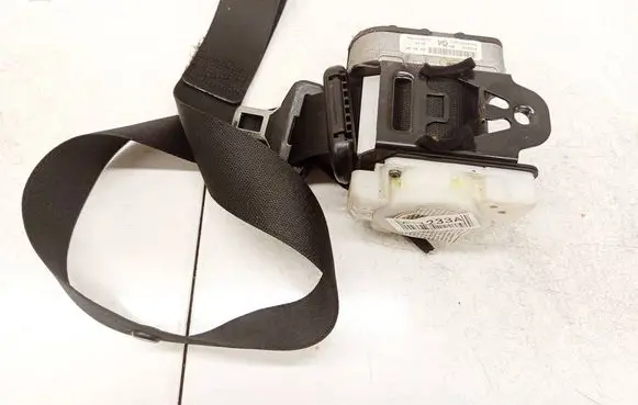 Mercedes-Benz C W203 Front seatbelt 59346053811