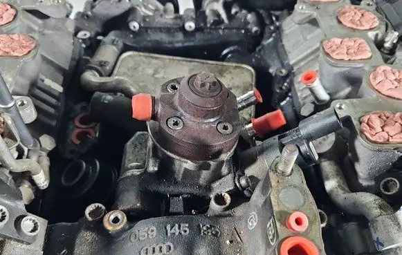 Fuel injection high pressure pump