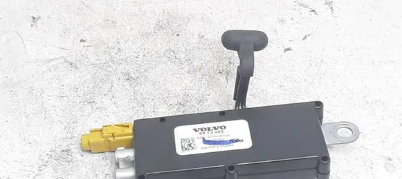 Volvo V50 Antenna control unit 13002100 8673493
