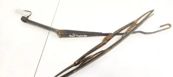 Volkswagen Transporter - Caravelle T4 Front wiper blade arm 701955409A