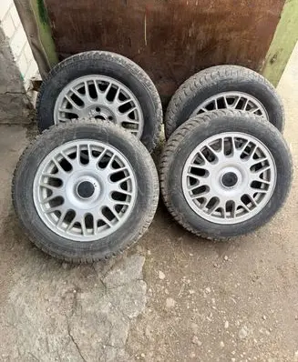 Volkswagen Golf III R15 alloy rim 1H0601025AD