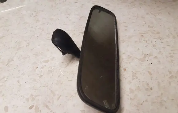 KIA Sorento Rear view mirror (interior) E4022143