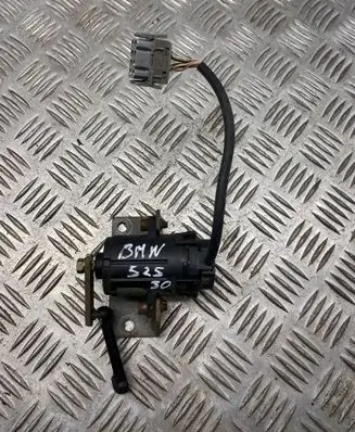 BMW 5 E34 Accelerator throttle pedal 0205001019