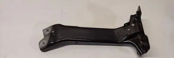 Audi A3 8Y Fender mounting bracket 8Y0821137