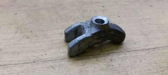 Opel Zafira B Fuel Injector clamp holder FGPB148