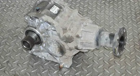 Hyundai Santa Fe Gearbox transfer box case 070404094