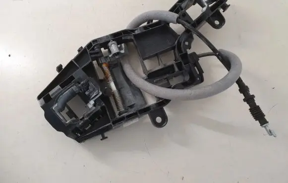 Volkswagen Tiguan Rear door exterior handle/bracket 0107285840X