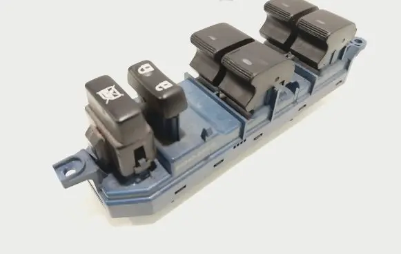 Toyota Avensis T270 Electric window control switch 8404005020