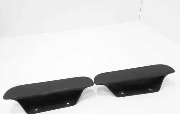 Loading door interior handle