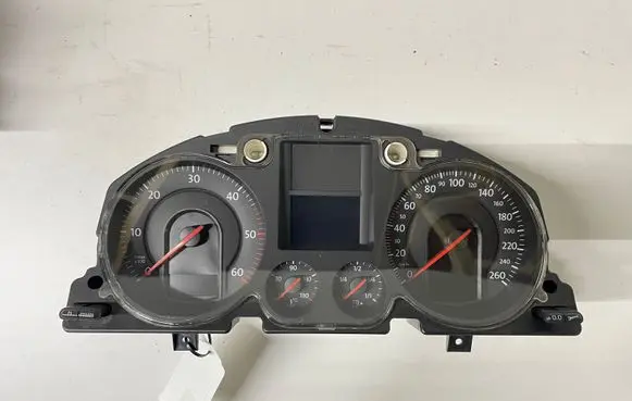 Volkswagen PASSAT B6 Speedometer (instrument cluster) A2C53106067