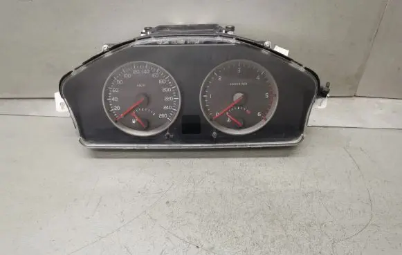 Volvo V50 Speedometer (instrument cluster) 30786344 69594880T 30710071