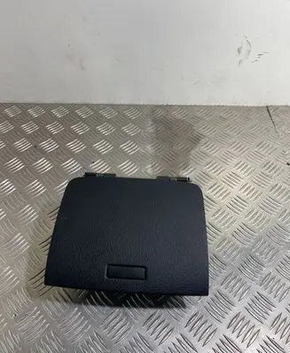 Volkswagen Touareg II Glove box 7P6857922