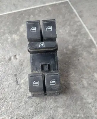 Volkswagen PASSAT B6 Electric window control switch 1K4959857A