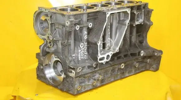Volvo XC60 Engine block D5244T17