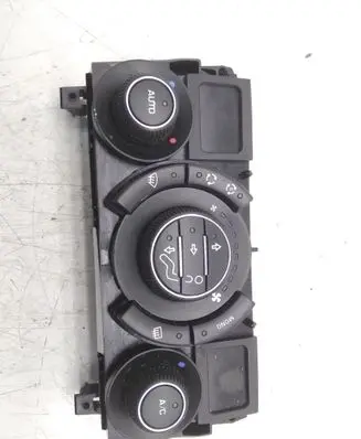 Peugeot 3008 I Climate control unit 96738322XT